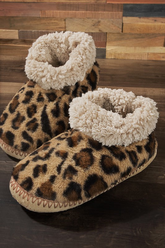 Cozy Leopard Print Slippers