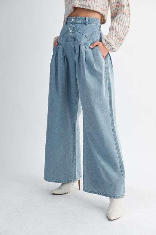 Pintuck Wide Leg Jeans