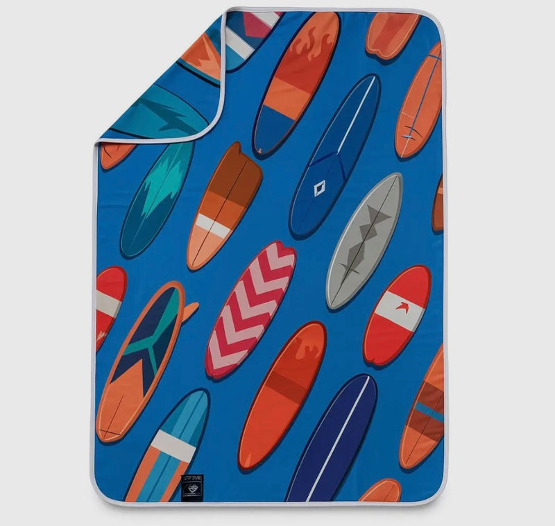 Kids Hooded UPF 50+ Sunscreen Towel