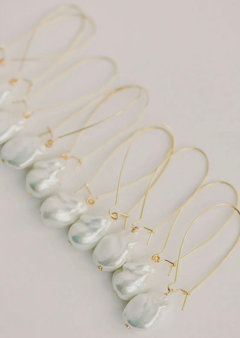 Natural Pearl Minimalist Threader Earrings
