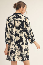 Lace Trim Detail Floral Shift Dress