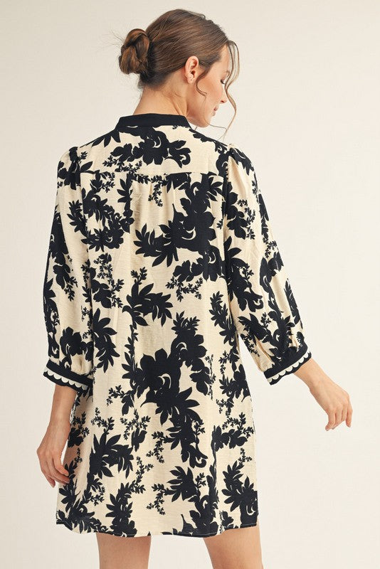 Lace Trim Detail Floral Shift Dress