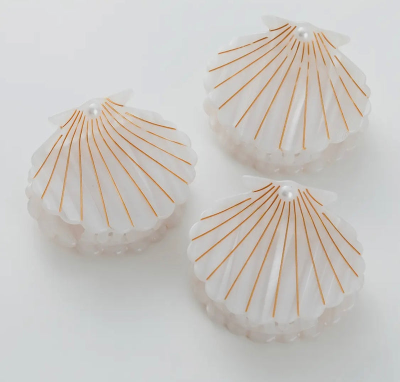 Seashell Claw Clip