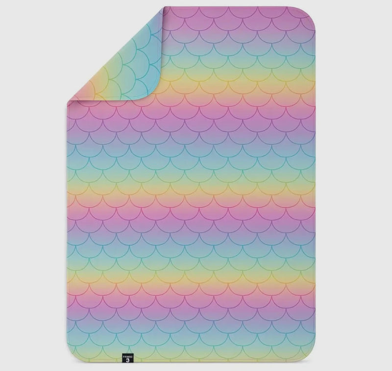 Kids Hooded UPF 50+ Sunscreen Towel
