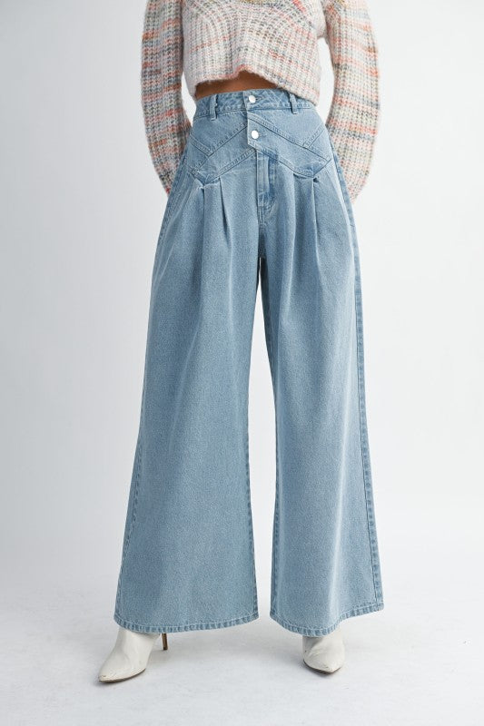 Pintuck Wide Leg Jeans