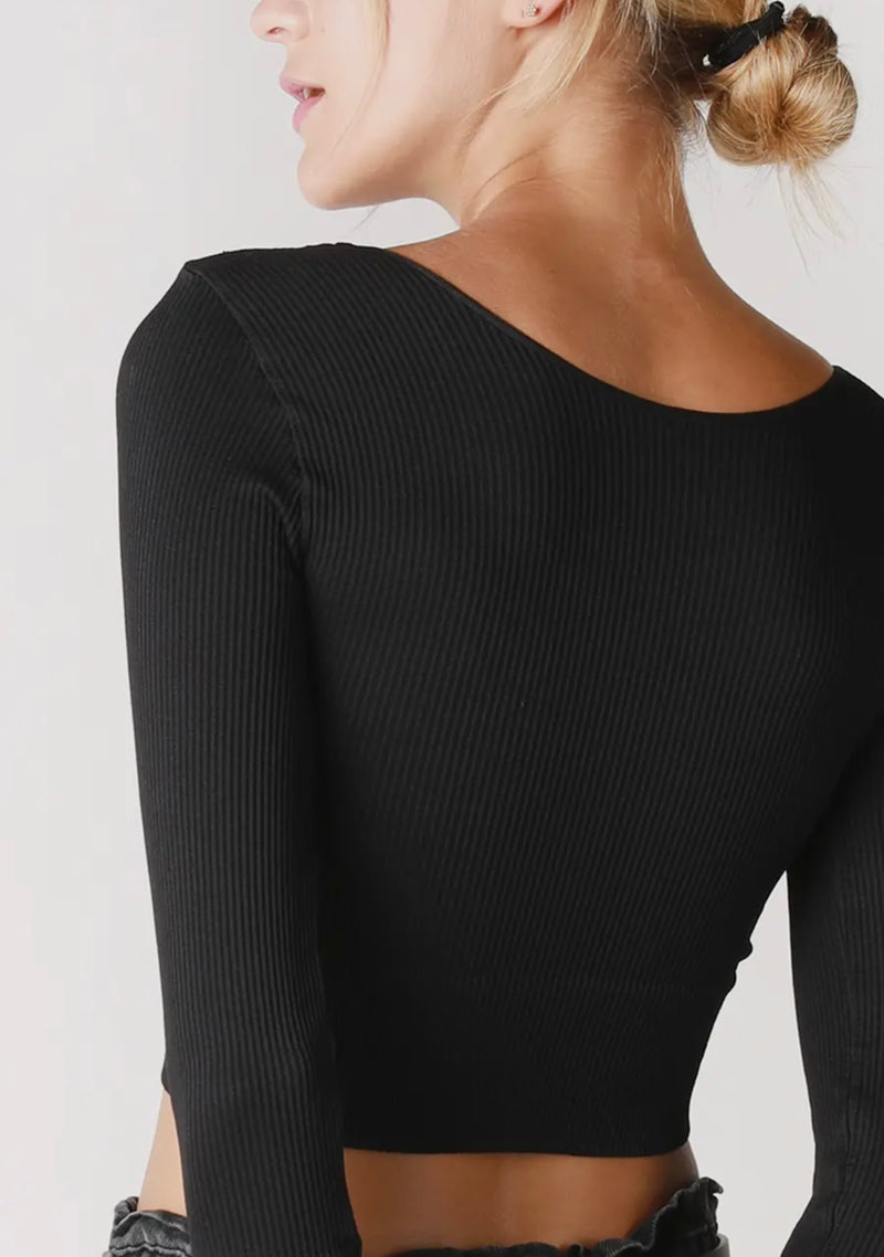 Ribbed 3/4 Sleeve V Neck Crop Top